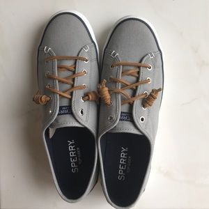 Brand new sperrys